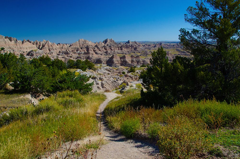 USA, South Dakota. Badlands National Park, Cedar Pass Overlook